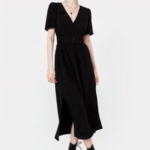 Elegant Black Maxi Dress